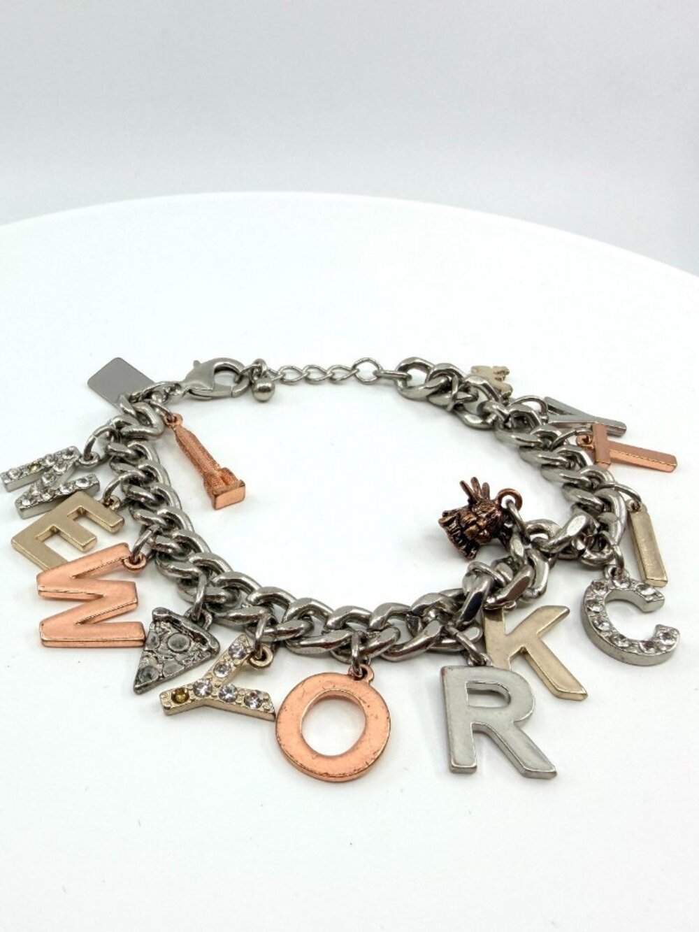 VTG Y2K New York City Chunky Charm Bracelet Tri-Tone Metal Rhinestone Pizza NYC